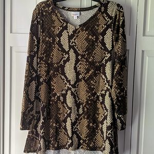 NWT Snakeskin Elizabeth tunic